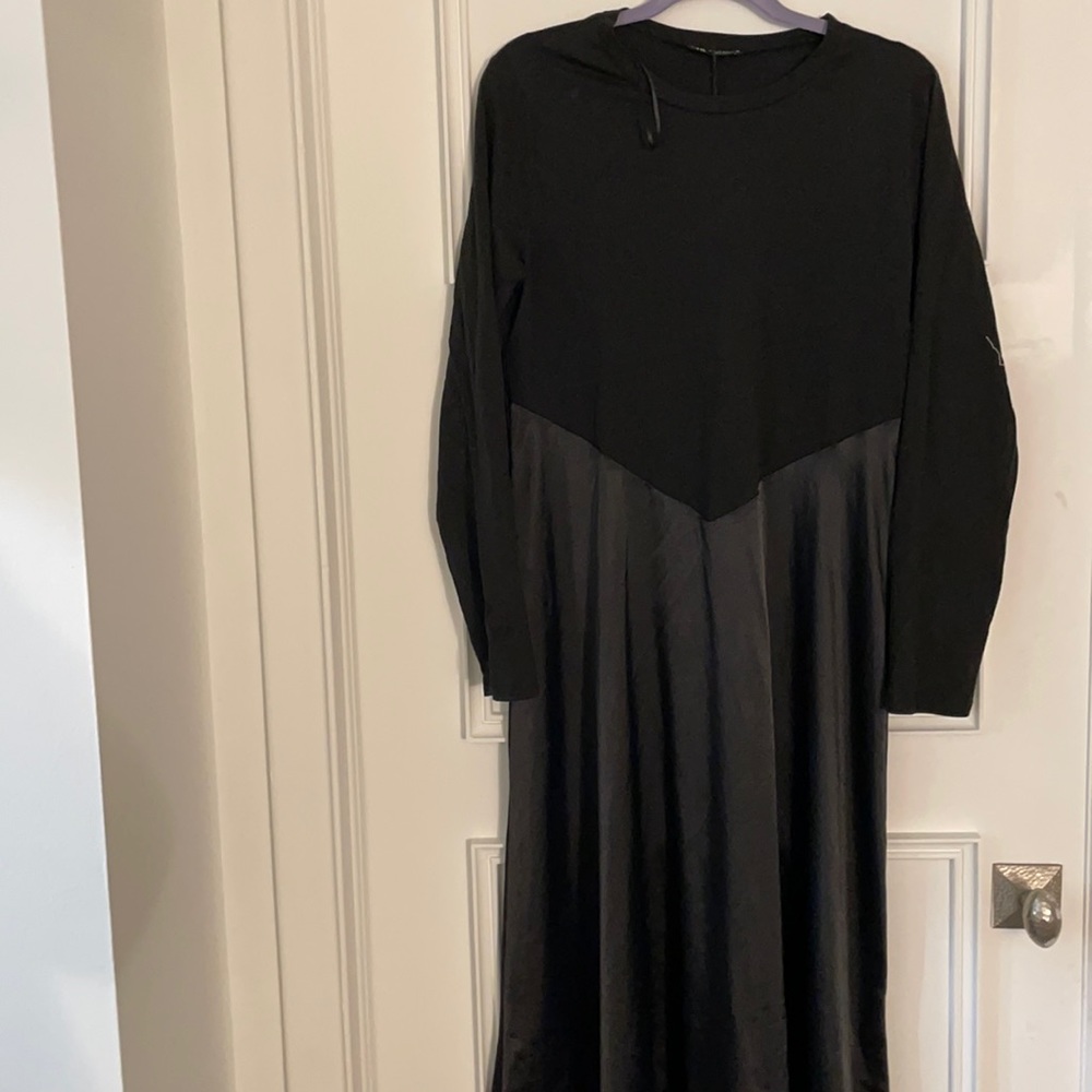 Beautiful Zara midi dress